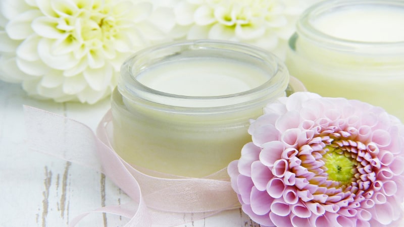 cara memilih cream penghilang flek hitam terbaik